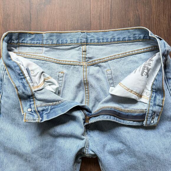 Levi’s 505 Jeans Light Wash Straight Leg Denim Men’s 36x30 - Picture 5 of 7